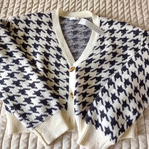 Timing houndstooth cardigan